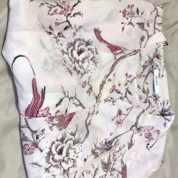 Pink blouse - Picture 3 of 3